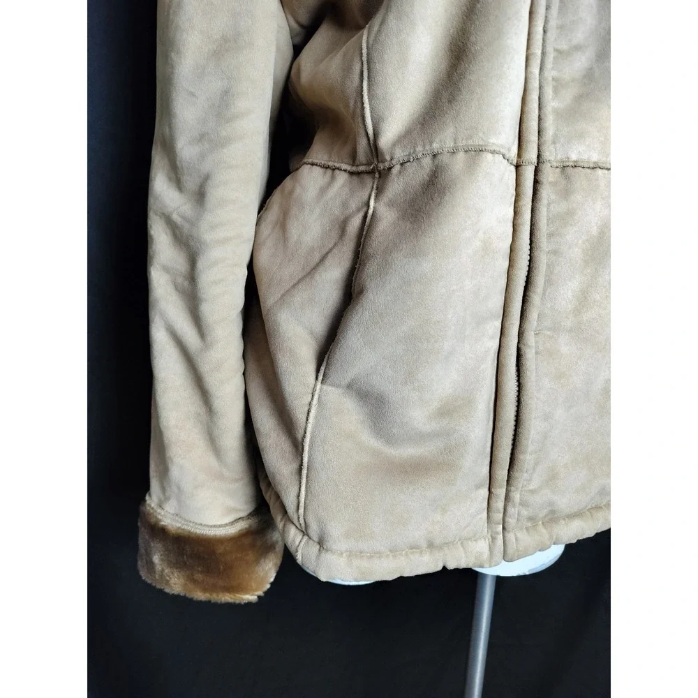 Women's LG coat faux suede fur camel brown 90's vibes warm cozy FLAW
